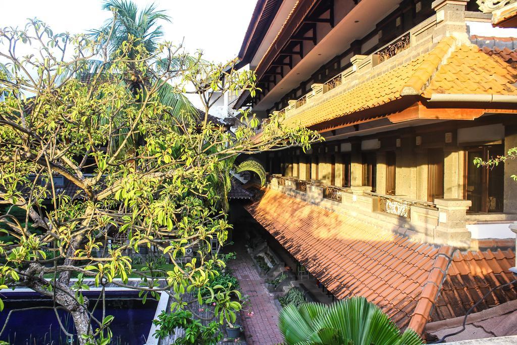 Hotel Puri Tanah Lot Kuta  Exterior photo