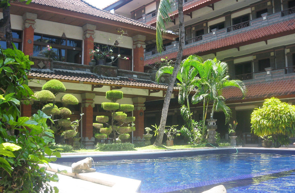 Hotel Puri Tanah Lot Kuta  Exterior photo